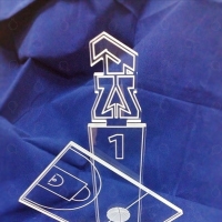 The plastic product as a trophy